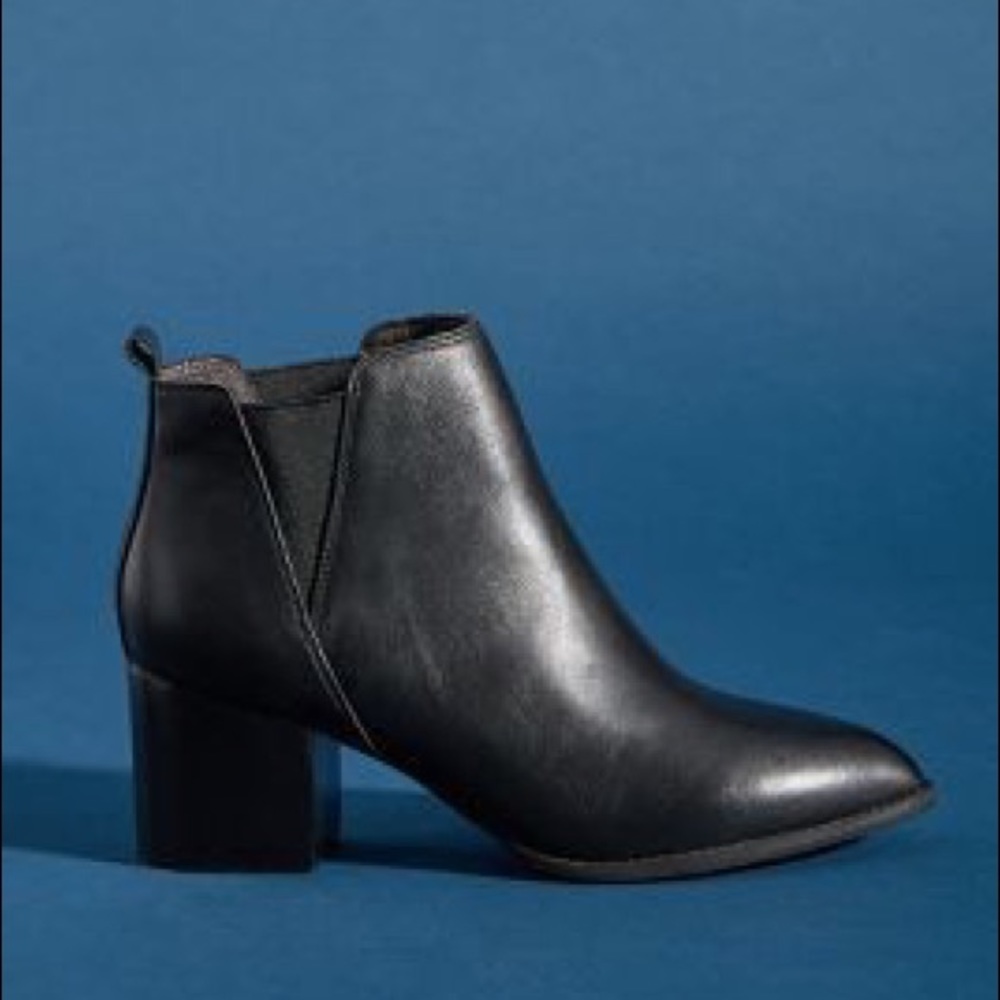 Anthropologie Black Heeled Booties Size 10 - Picture 1 of 6